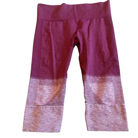 Lululemon Seamlessly Street Crop Leggings Ombre Stretch Capri Size 10 Women's - Picture 1 of 8